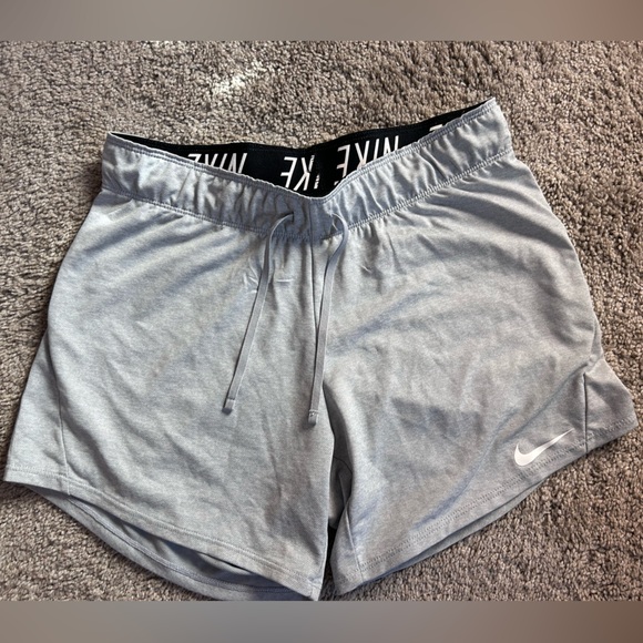 Nike gray running shorts - Picture 1 of 2